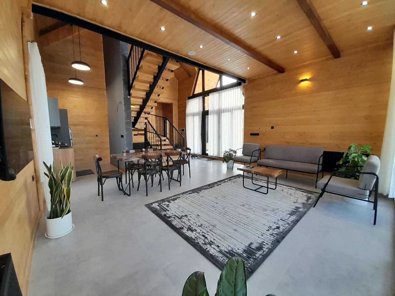 Villa image 2