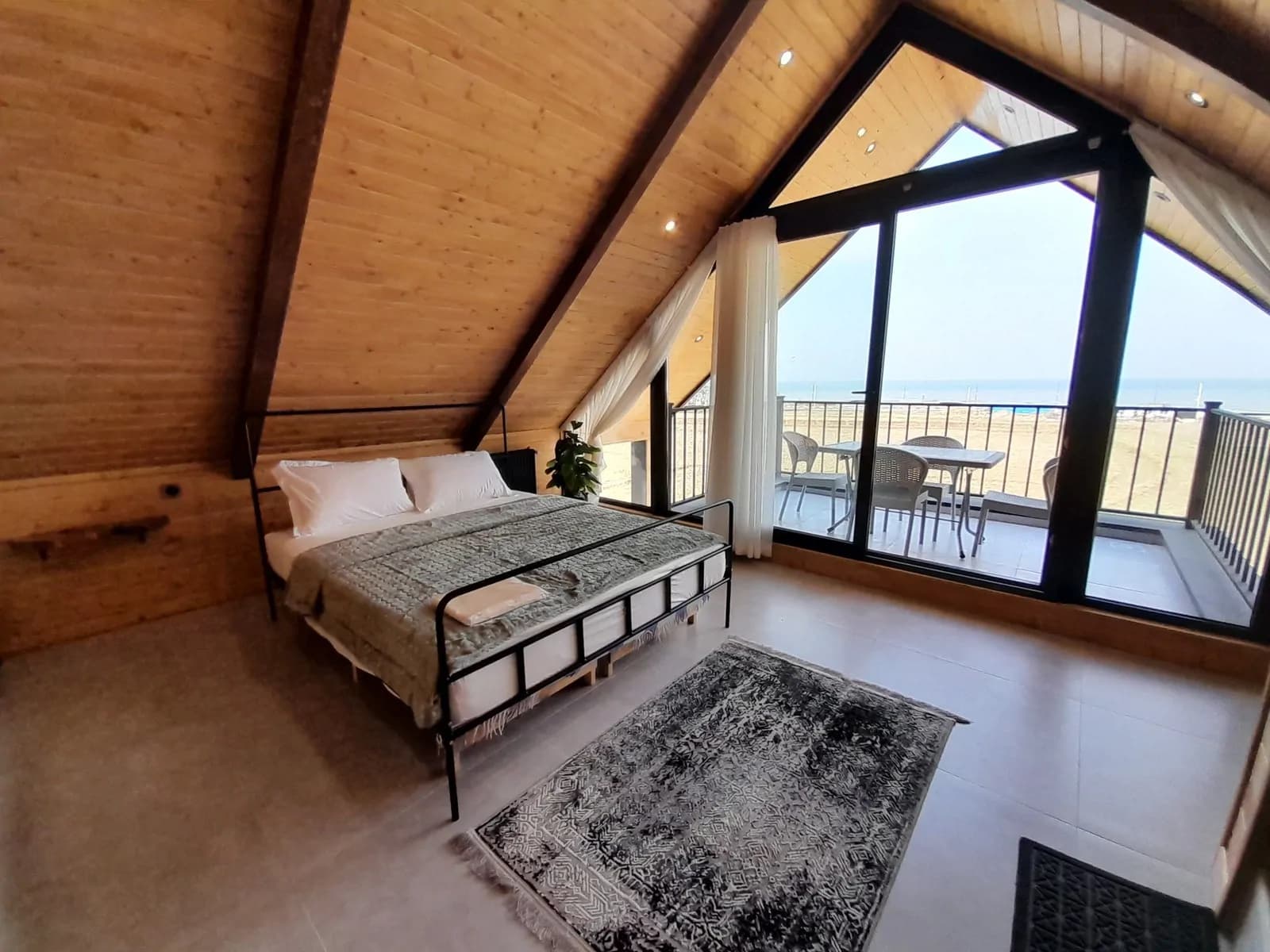 Villa image 11