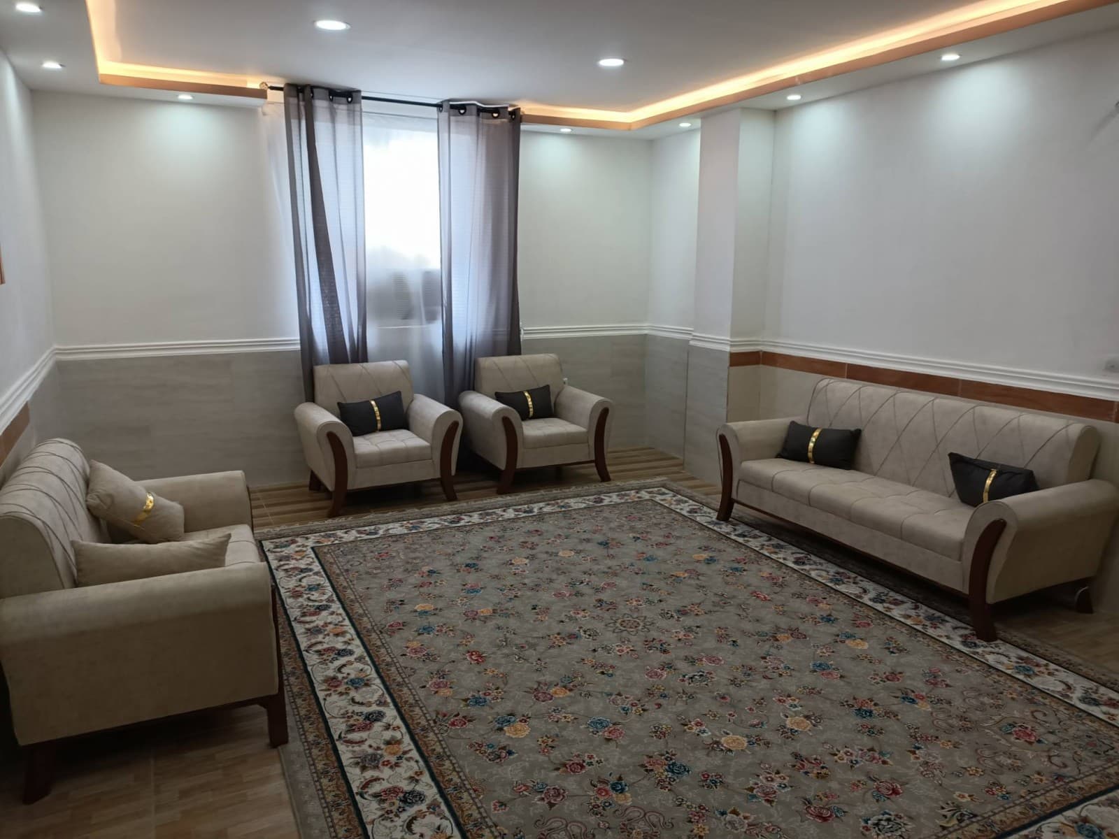 Villa image 9