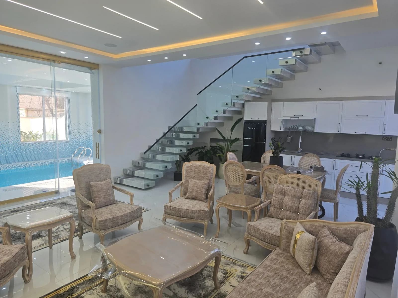 Villa image 2
