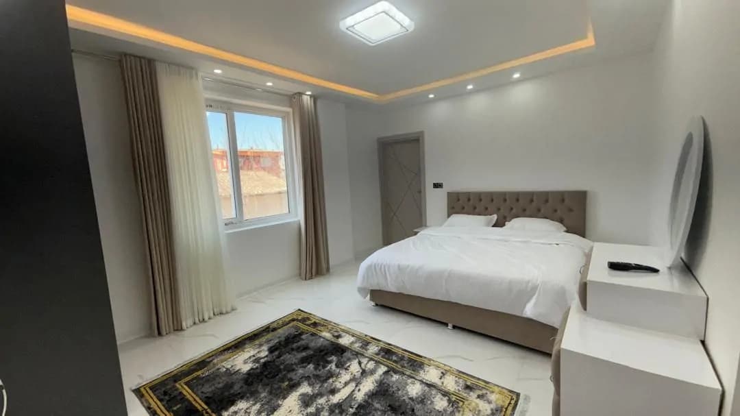 Villa image 12