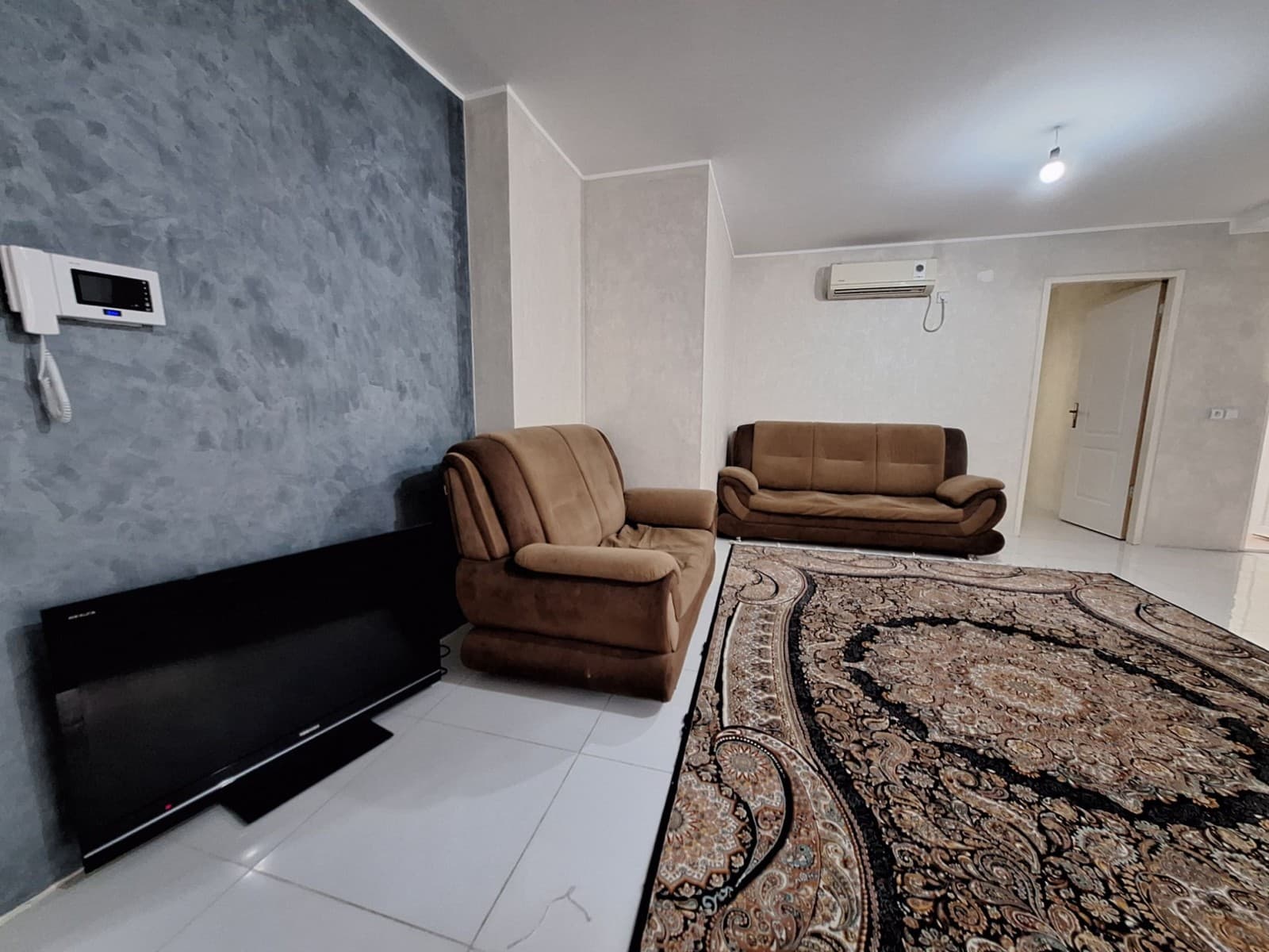 Villa image 8