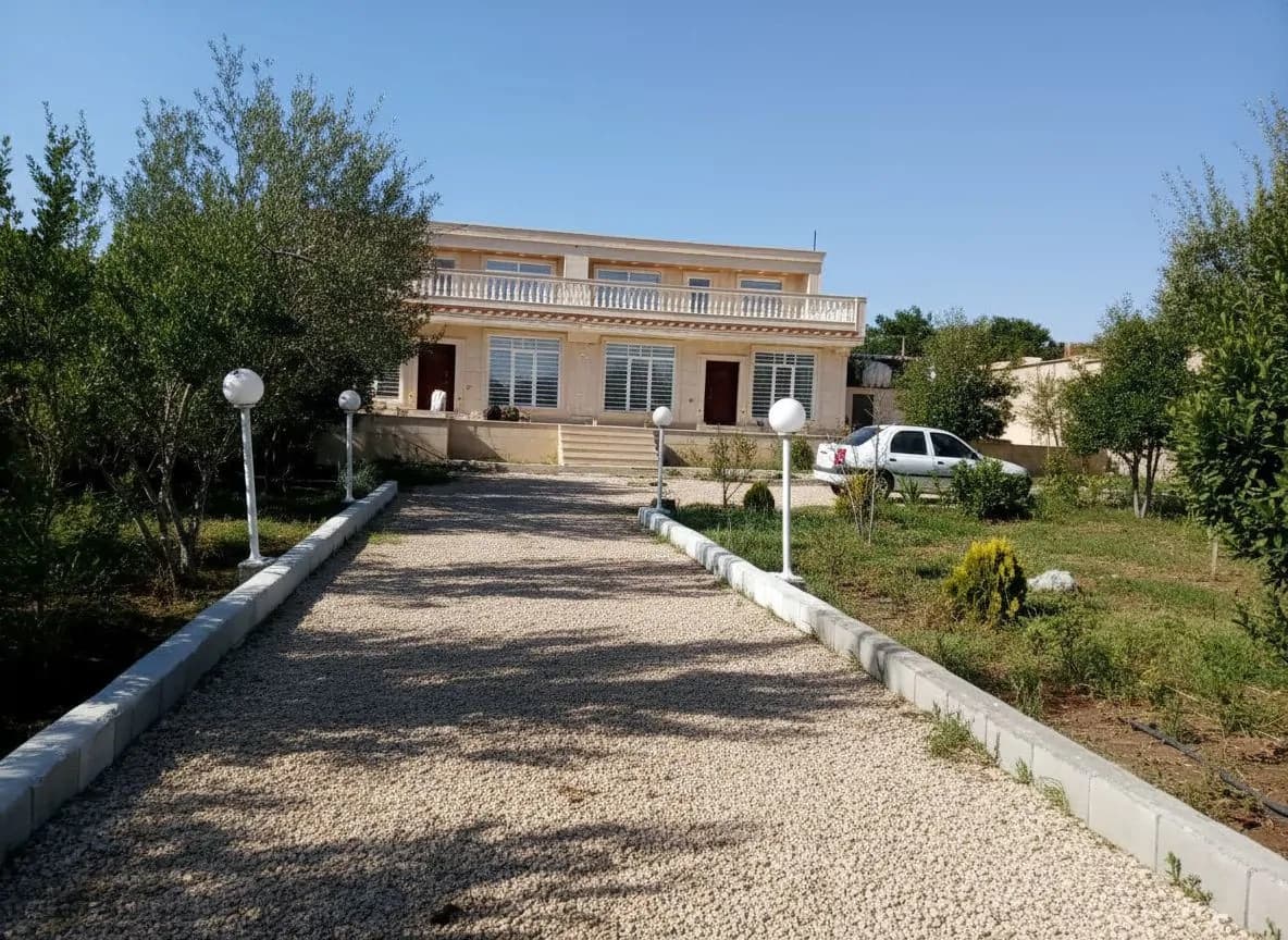 Villa image 1