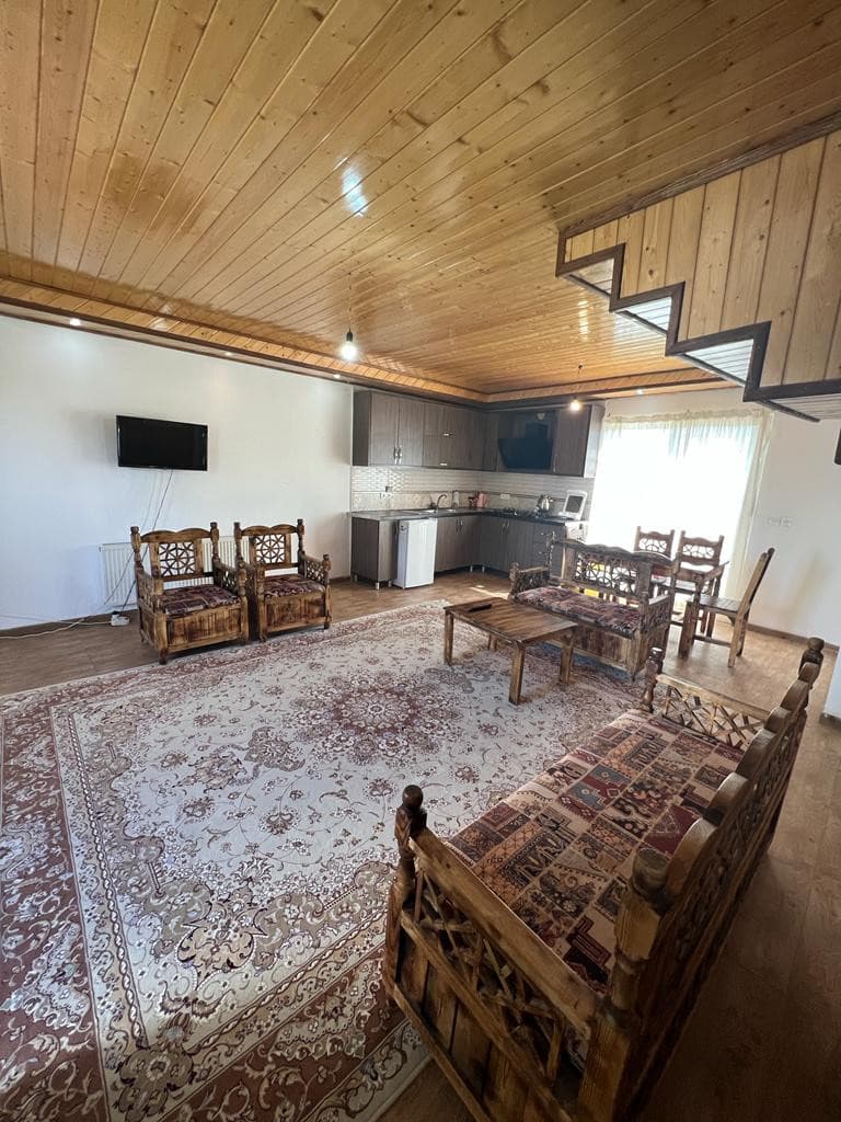 Villa image 1