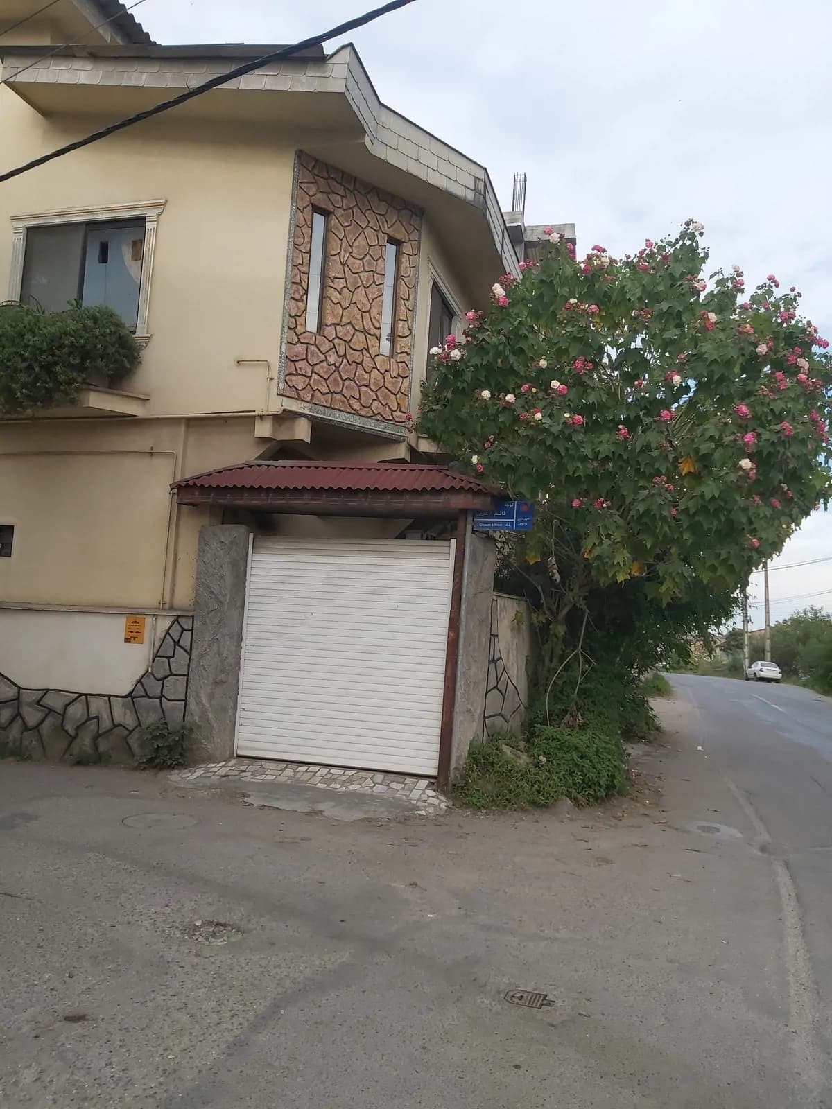 Villa image 2