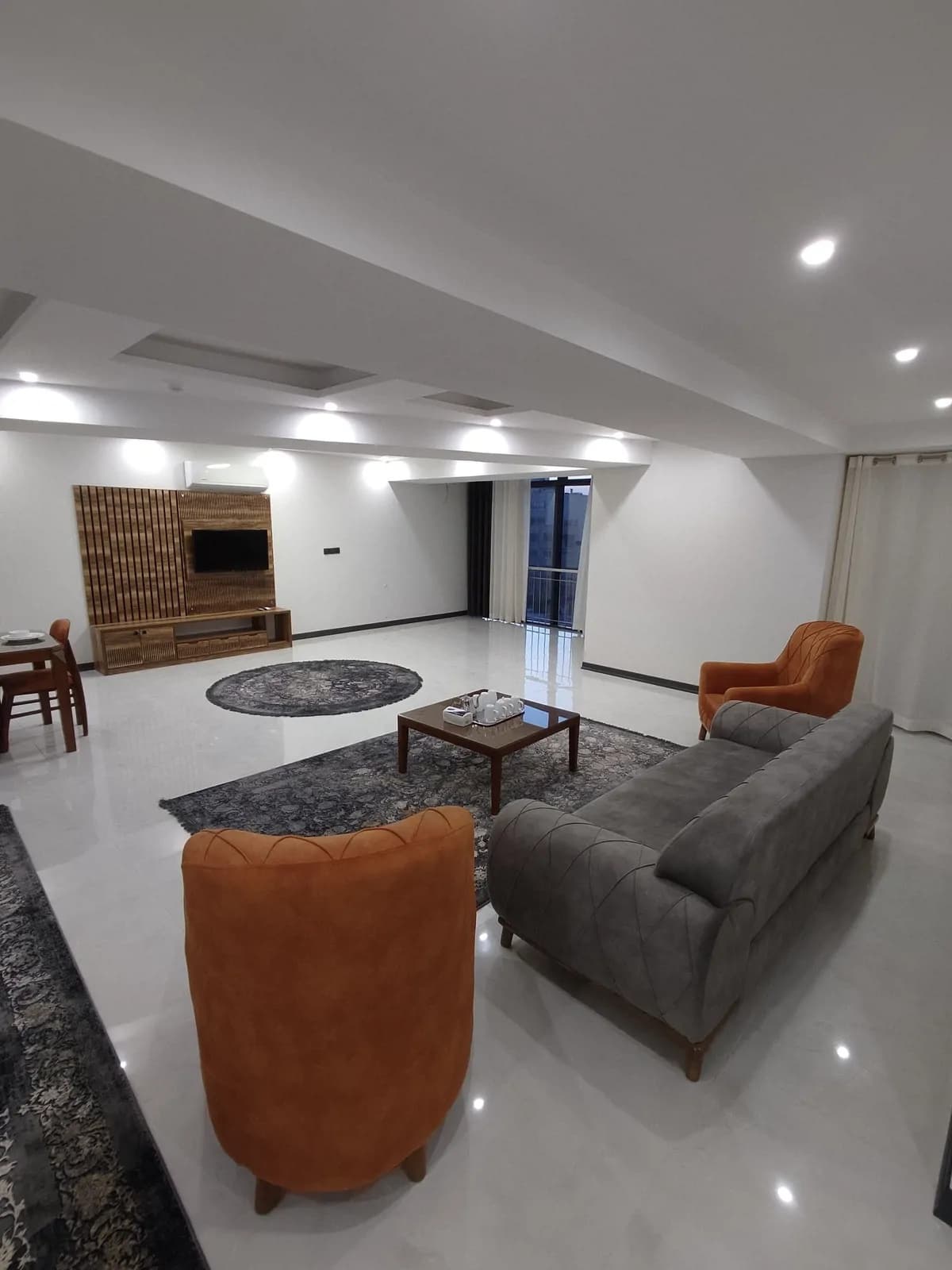 Villa image 1