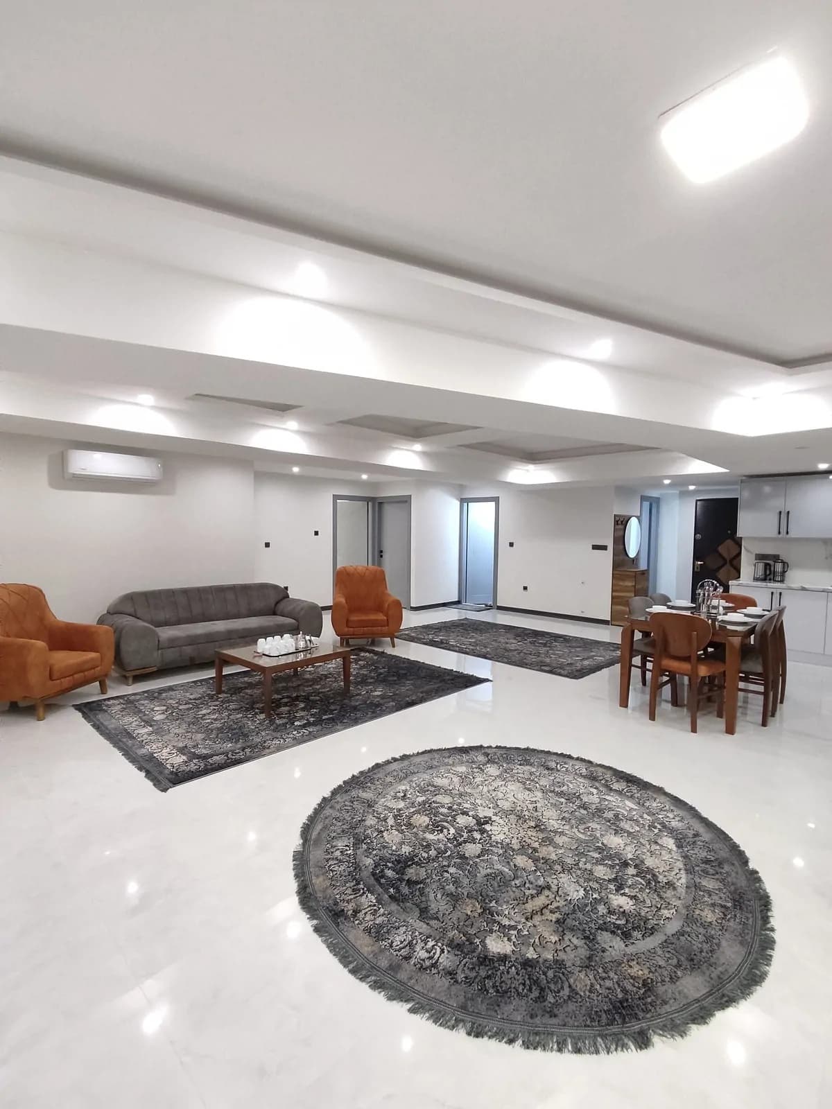 Villa image 2