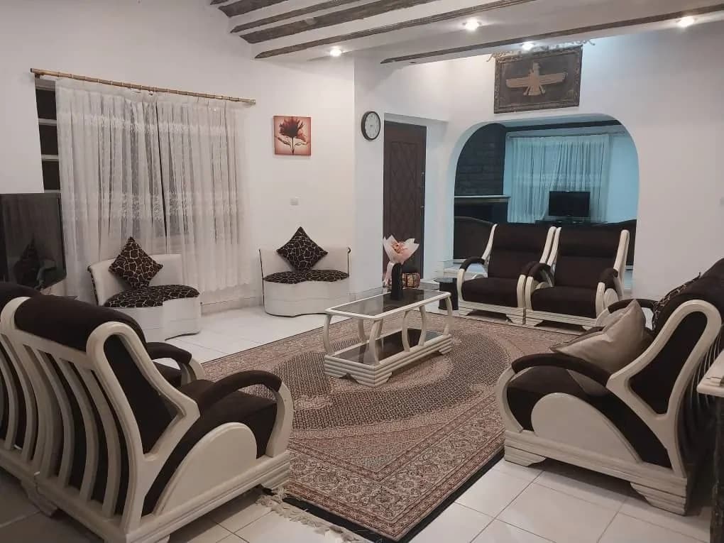 Villa image 4