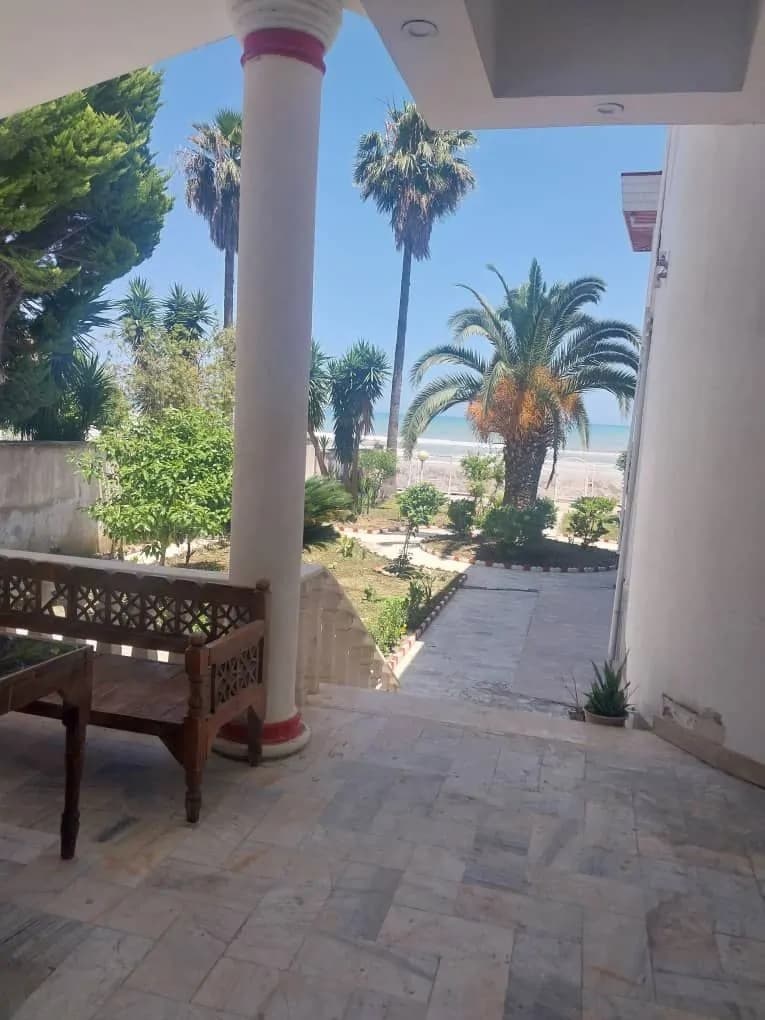 Villa image 11